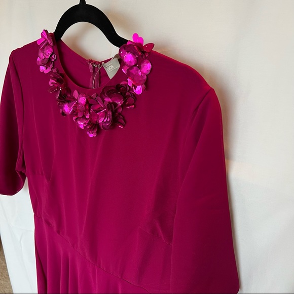 ASOS Design Raspberry Women’s Tea Length Dress - Picture 2 of 4